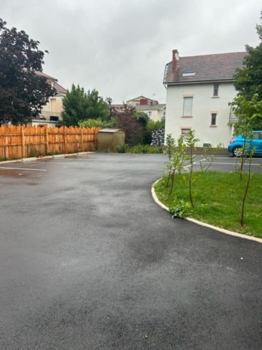 L'Aindus De Brou- Parking Prive- Rdc Leilighet Bourg-en-Bresse Eksteriør bilde